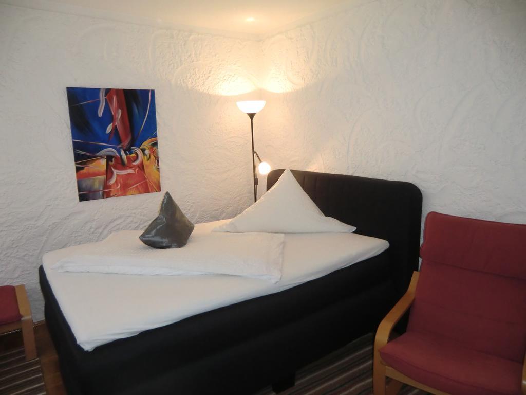 Hotel Zrenners Garni Waldsassen Zimmer foto